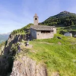 Rifugio Alpe San Romerio Farmház Brusio