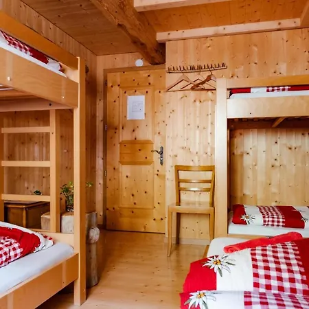 Alloggio per agriturismo Rifugio Alpe San Romerio