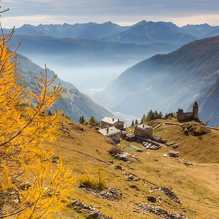 Rifugio Alpe San Romerio Фермерский дом