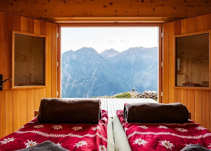 农家乐 Rifugio Alpe San Romerio *