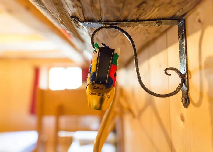 Rifugio Alpe San Romerio Alojamento de Turismo Rural *