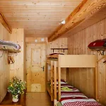 Rifugio Alpe San Romerio Çiftlik konaklama Brusio