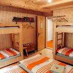 Rifugio Alpe San Romerio Çiftlik konaklama *