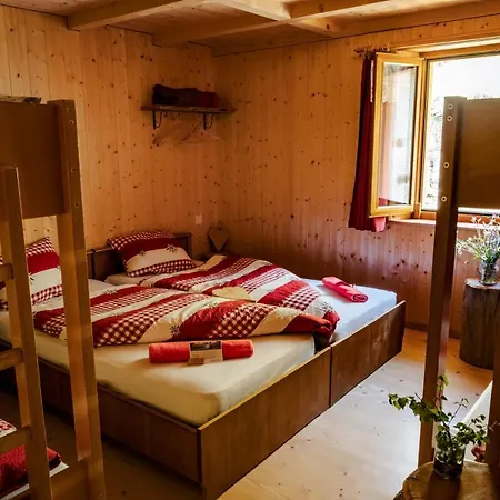 Rifugio Alpe San Romerio Lantgård Brusio