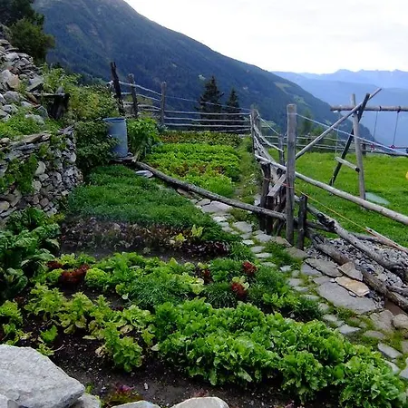 Rifugio Alpe San Romerio Lantgård