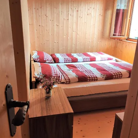 Lantgård Rifugio Alpe San Romerio