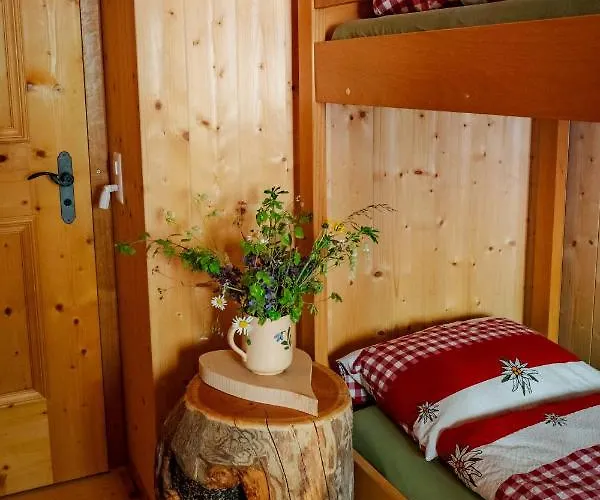 ريفوجيو ألبي سان رومريو *